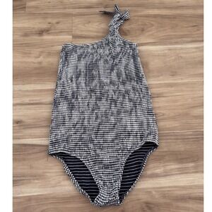 LEGOE Heritage One Shoulder Gingham Smocked One Piece Swimsuit Black White a3